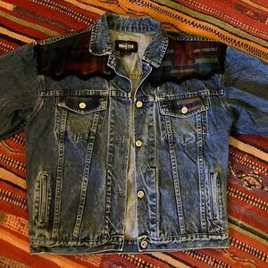 - - Vintage Jean Jacket